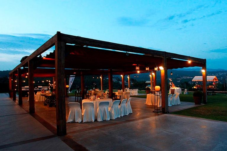 Masía para bodas en Barcelona - Finca con jardín - Can ribas